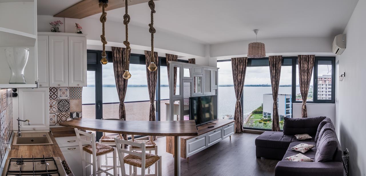 Sns Apartament In Vila Sophia Mamaia Exterior photo