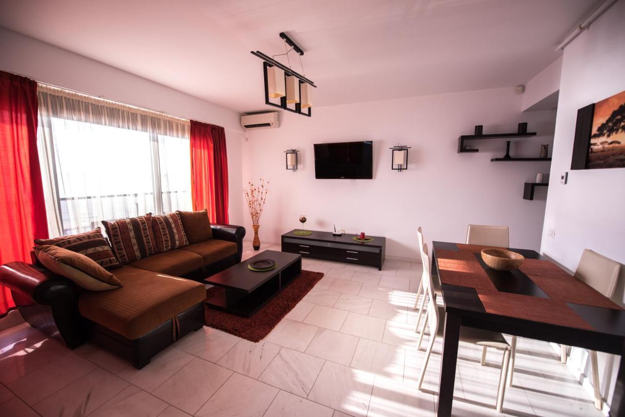 Sns Apartament In Vila Sophia Mamaia Exterior photo