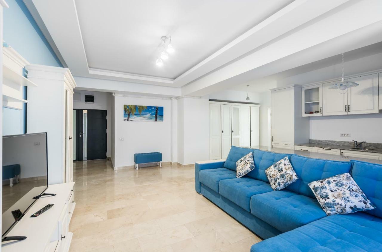 Sns Apartament In Vila Sophia Mamaia Exterior photo